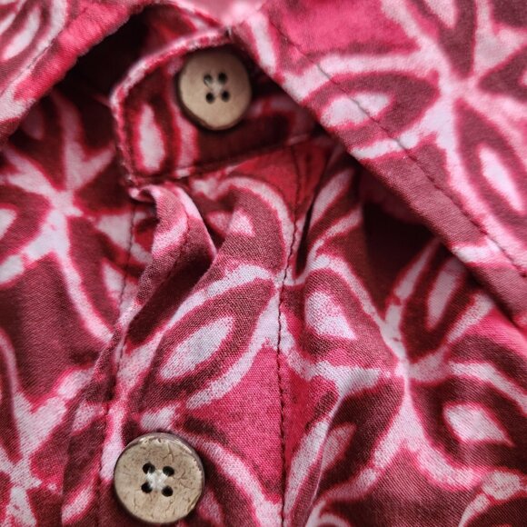 Junction West Shirt Button Up Rayon Red Short Sleeve Geometric Pattern XL EUC - Picture 6 of 11